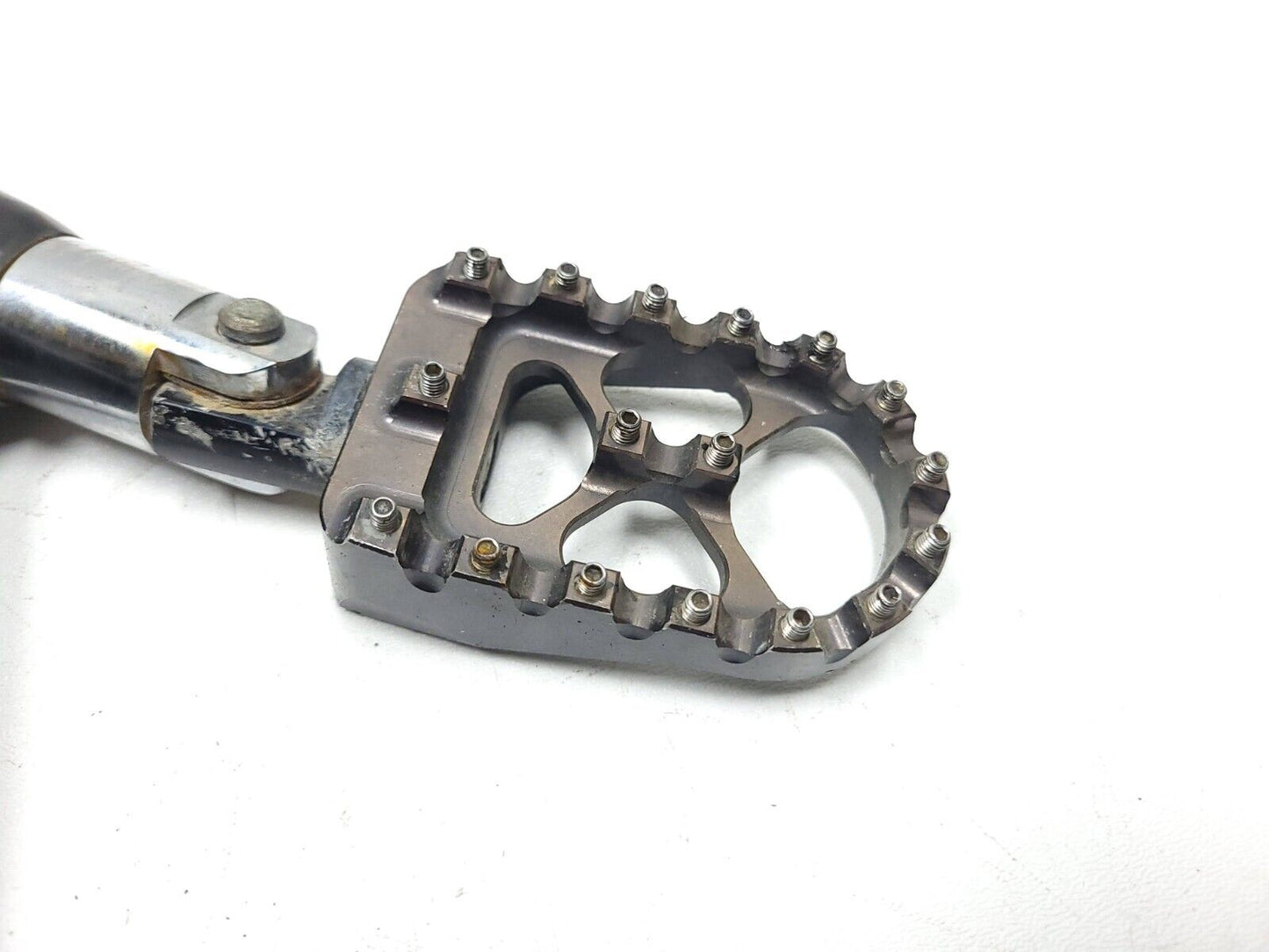 Harley-davidson Forty Eight Xl1200 Xl883 Foot Peg & Bracket Front & Rear Flo