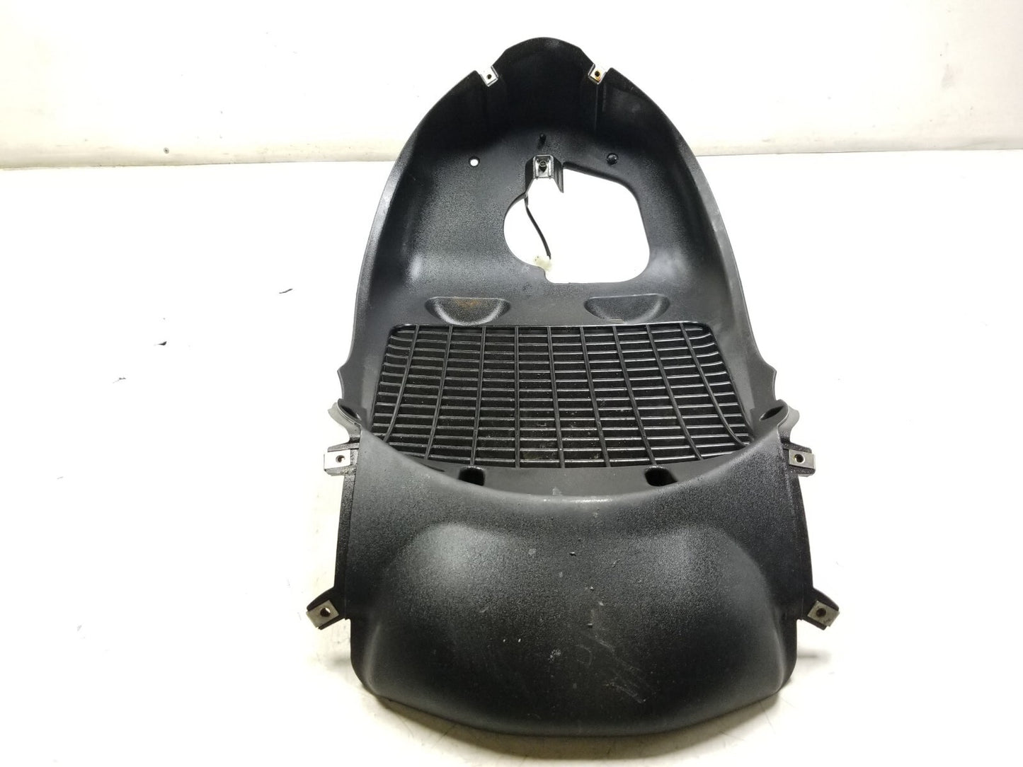 2011 - 2021 Piaggio Bv 350 Front Wheel Liner Splash Radiator Grille OEM