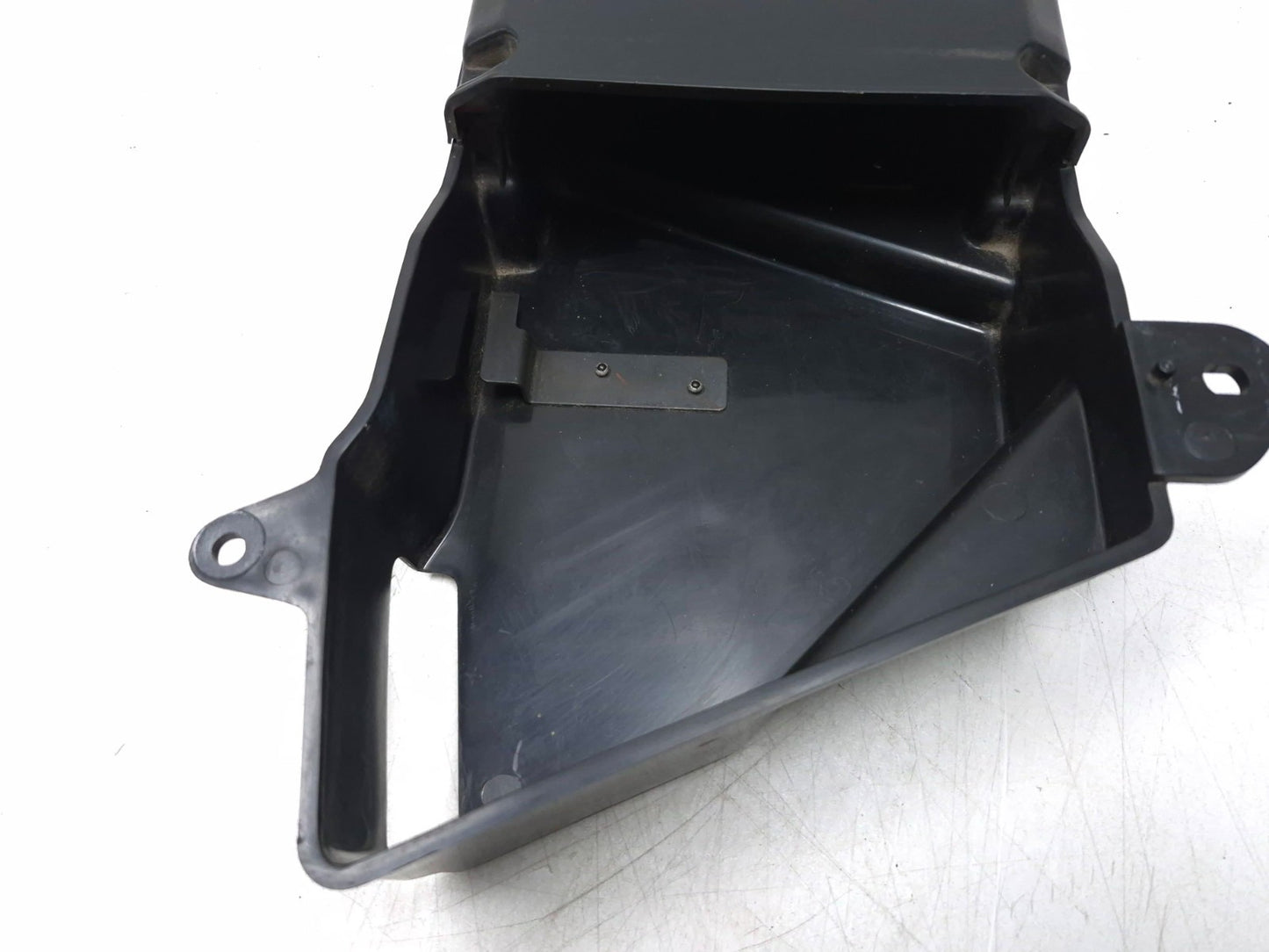 2004 Kawasaki Vulcan 800 Vn800b Tool Box OEM