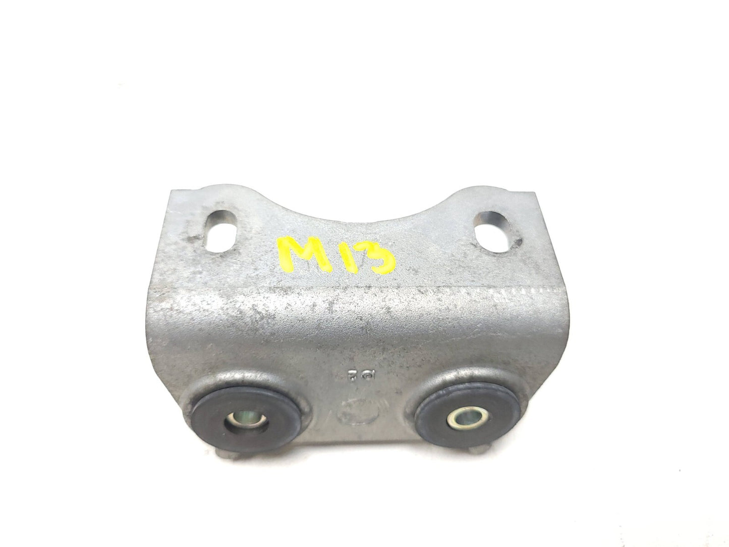 2014 - 2017 Yamaha Fz09 Fuel Tank Mount Stay Bracket OEM