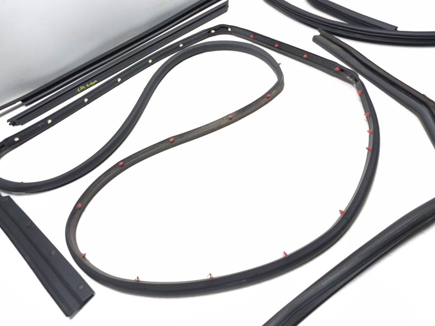 2017 Dodge Journey Rear Passenger Door Weatherstrip Seal 5 Pcs OEM