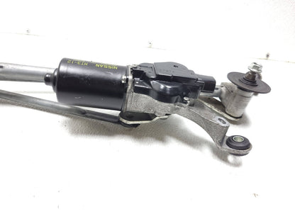 2014 Infiniti Windshield Wiper Motor W/ Linkage OEM