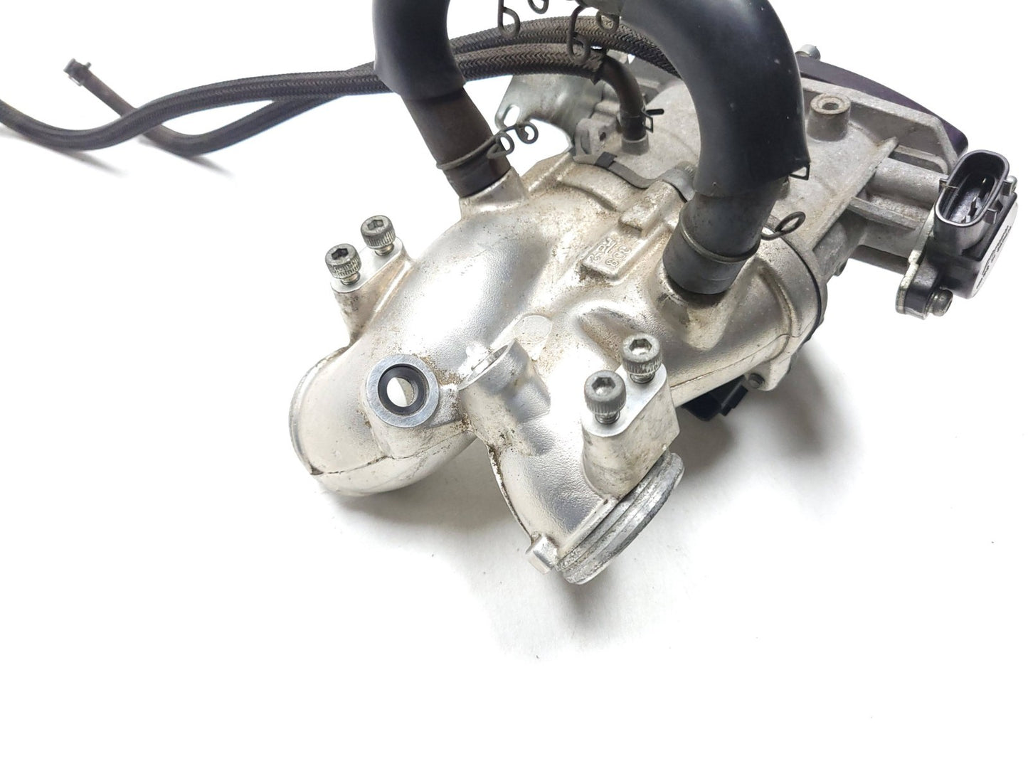 2007 Yamaha Xvs1300 V-star Carburetor Joint Assembly OEM