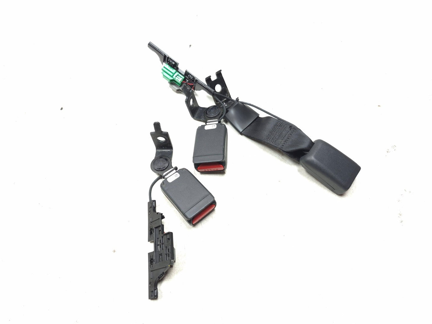 2019 Tesla Model 3 Rear Seat Belt Buckle Latch 3pcs OEM