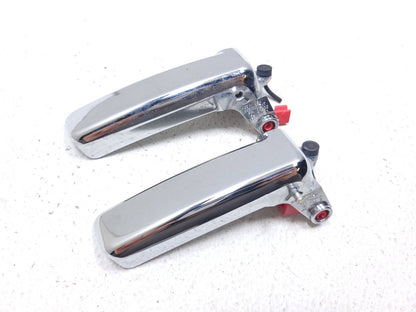 2006 - 2010 Jeep Grand Cherokee Interior Door Handle Pair Oem. Passenger