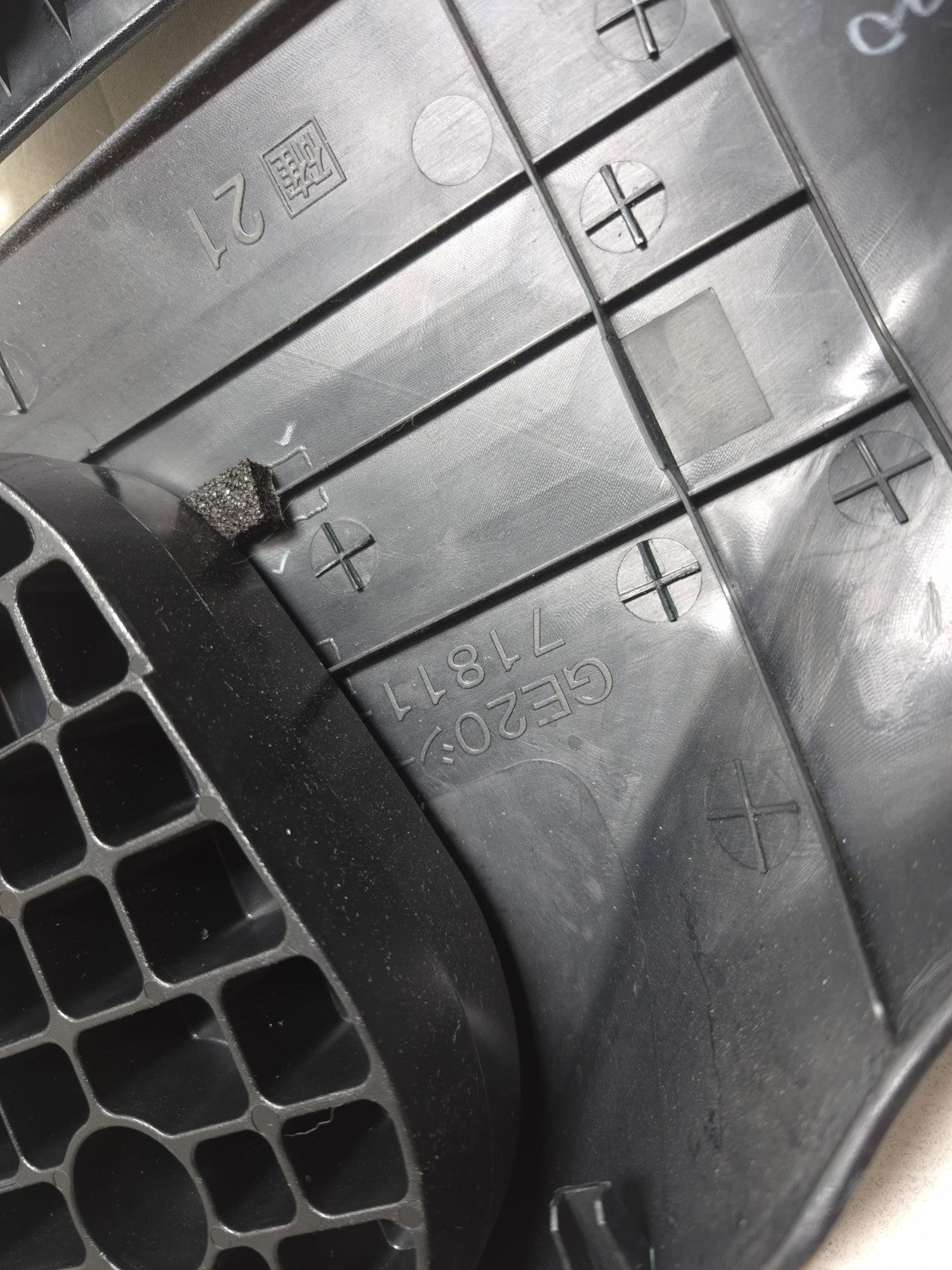 2009 Lexus IS250 Seat Side Trim Front Passenger Side Right OEM