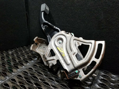 16 17 Dodge Challenger Emergency Parking Brake Stop Pedal Lever OEM 12k