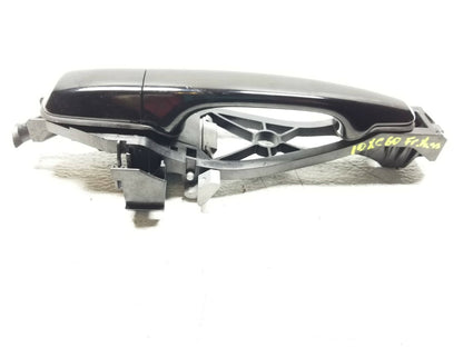 2010 Volvo XC60 Front Passenger Exterior Door Handle OEM