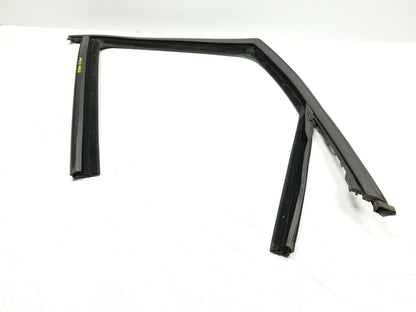 14-17 Fiat 500l Door Window Glass Weatherstrip Seal Front Passenger Right OEM