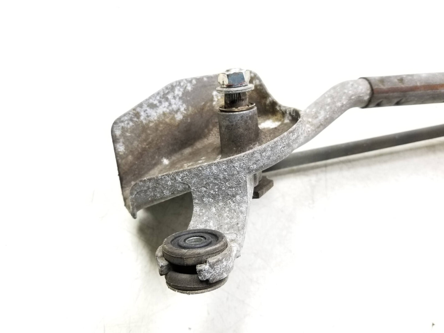 2011 Scion Xb Windshield Wiper Motor W/ Linkage OEM