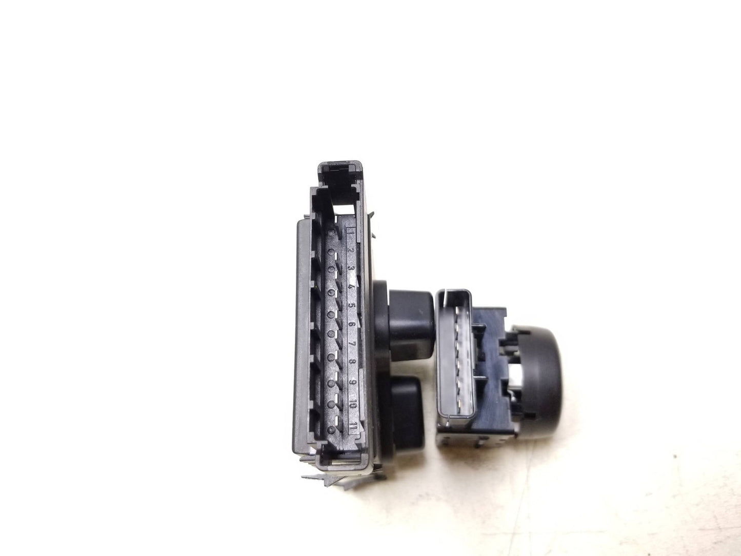 11 - 19 Jeep Grand Cherokee Seat Adjust Control Switch Passenger Side Right OEM