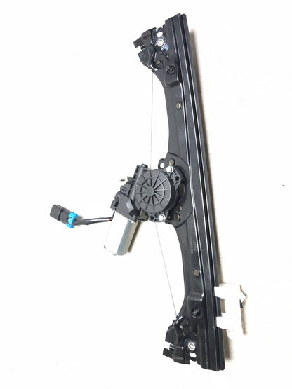 2013 Fiat 500 Turbo Front Driver Window Regulator W/ Motor OEM