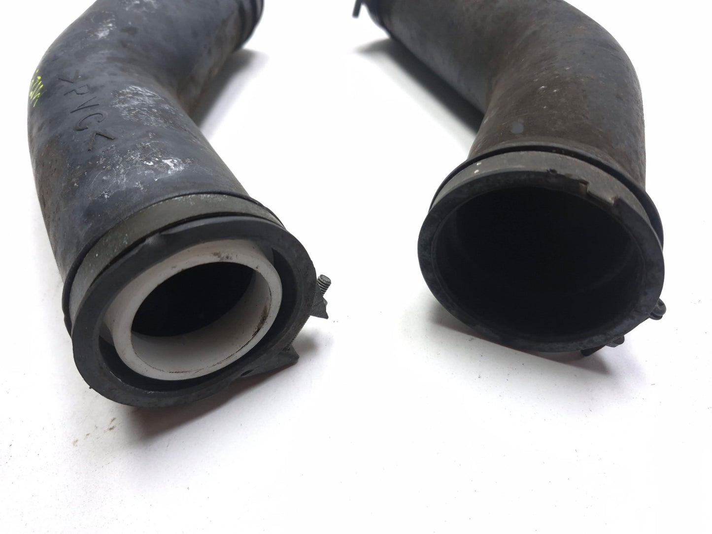 1998 Yamaha Yzf600r Air Intake Duct Hose Pair OEM