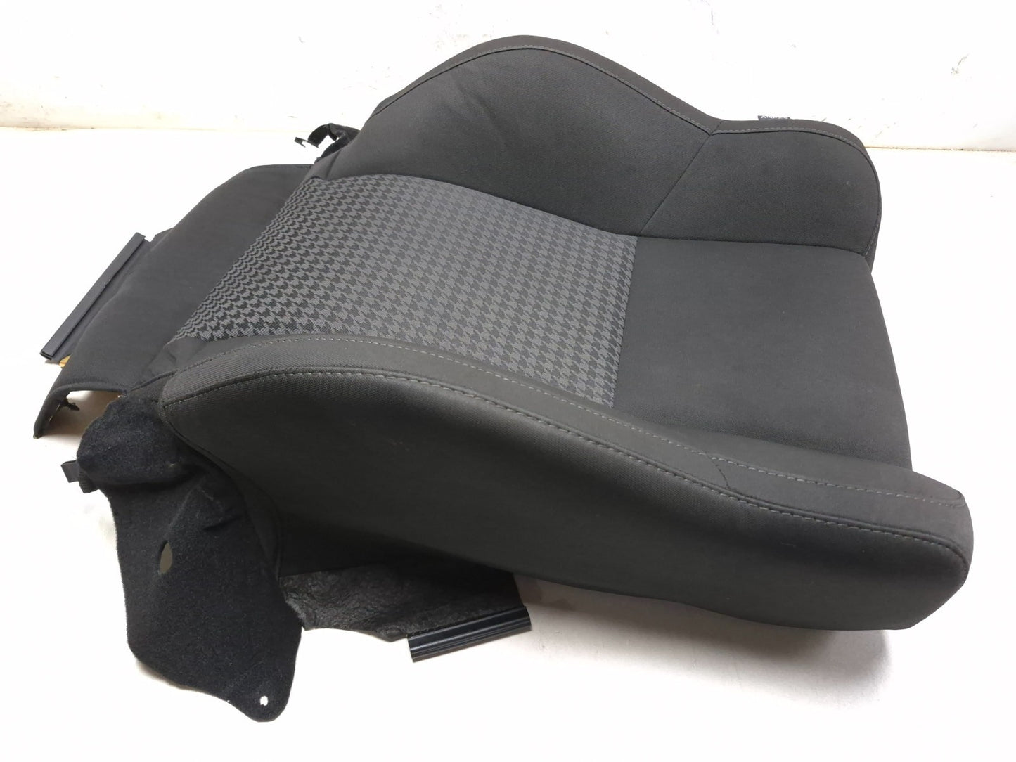 2020 Dodge Challenger Front Right Passenger Seat Back Backrest Upper OEM