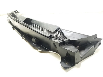 2010 - 2016 Cadillac SRX Front Windshield Wiper Cowl Trim OEM