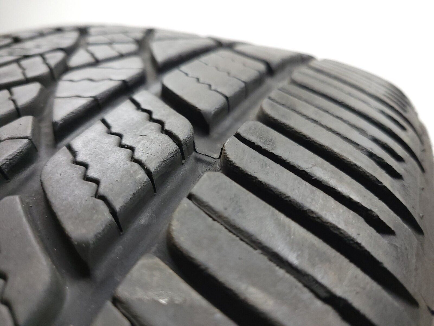 Firestone Firehawk 225/50r18 95w 8/32nds Used Tire