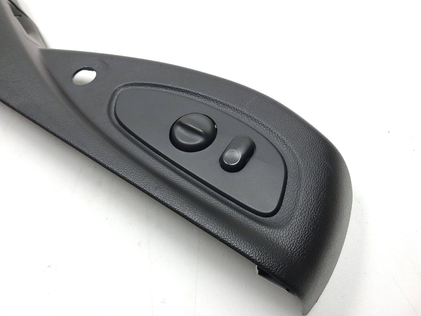 15-18 Chevrolet Impala Front Passenger Seat Side Trim Cover OEM