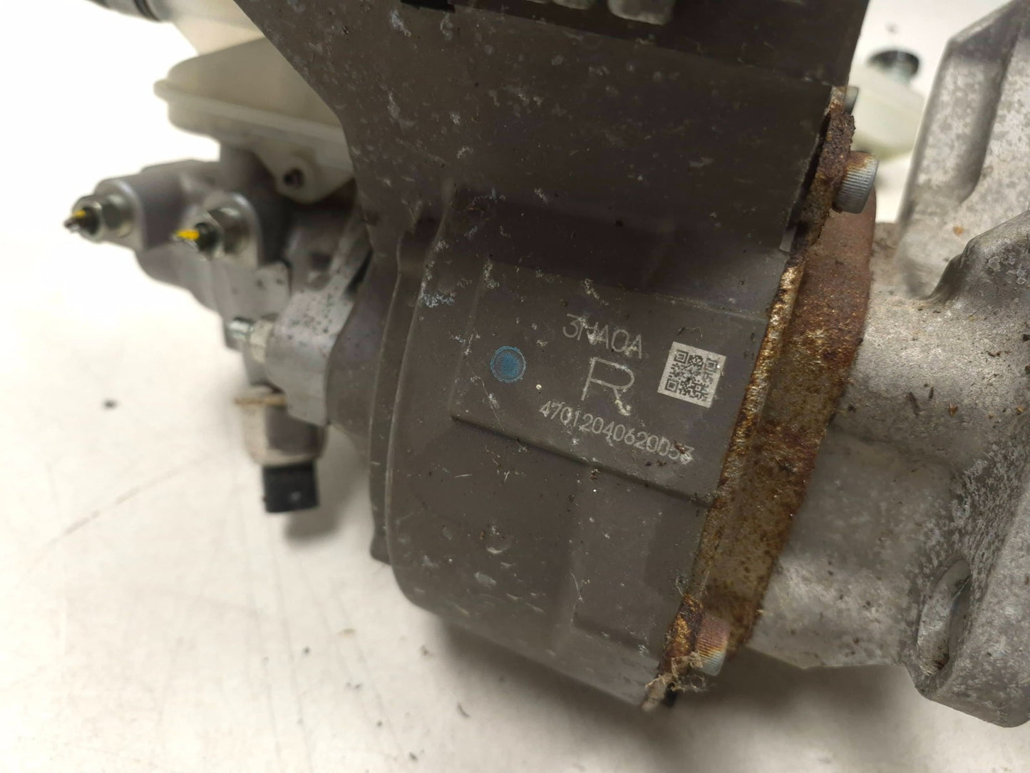 2012 Nissan Leaf Power Brake Booster Master Cylinder & ABS Pump  OEM