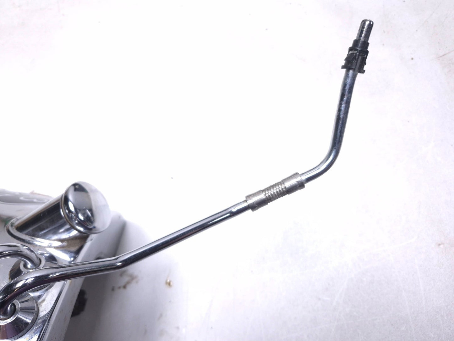 2004 Harley-davidson Softail Flstc Oil Tank W/ Hose Pipe Line OEM