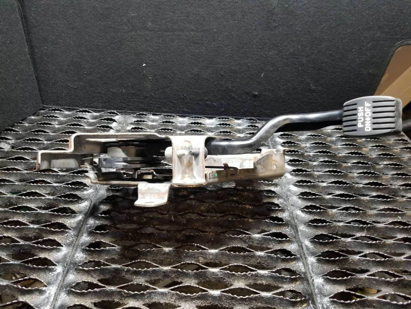 16 17 Dodge Challenger Emergency Parking Brake Stop Pedal Lever OEM 12k