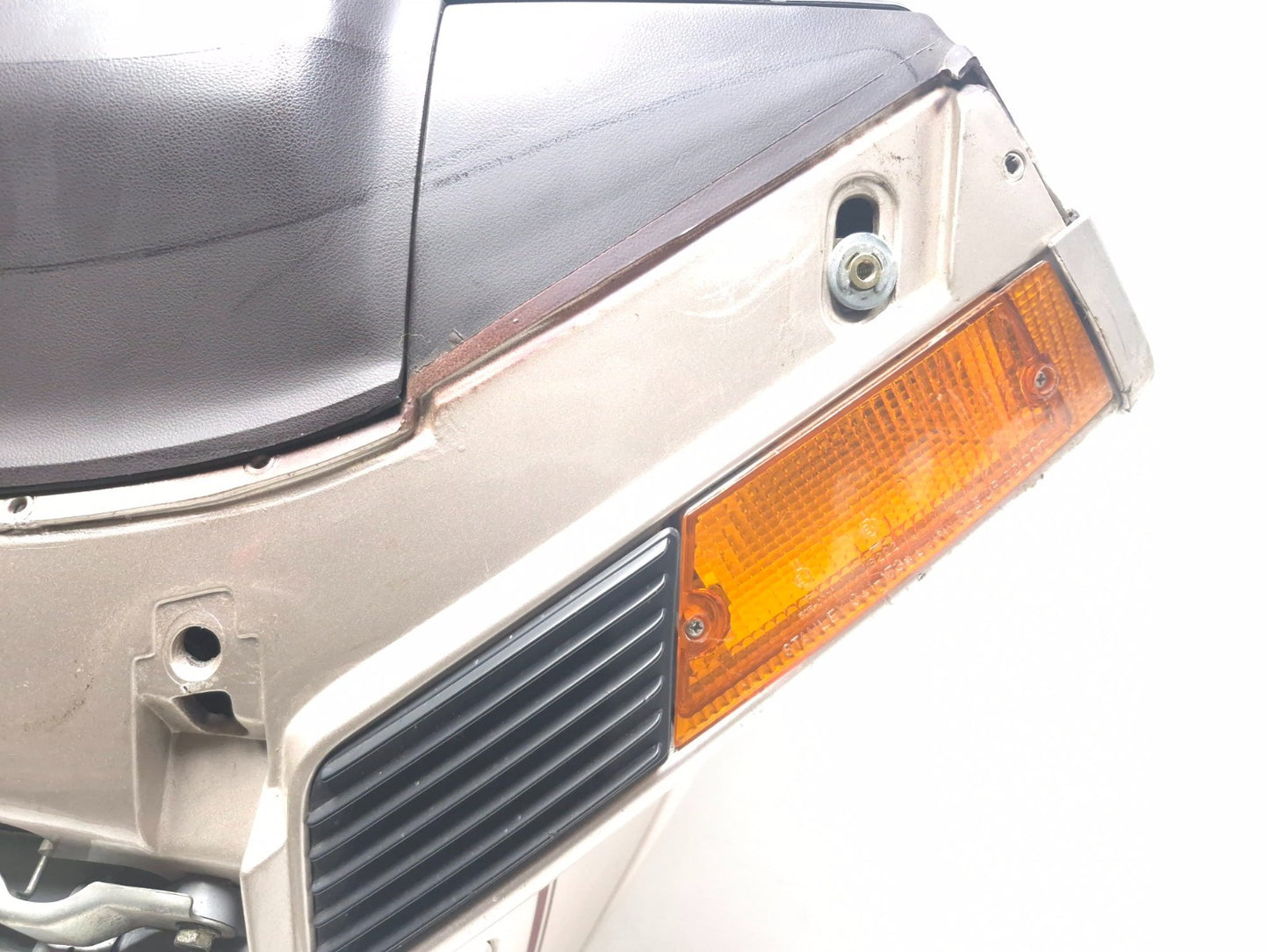 1987 Honda Goldwing 1200i Front Fairing W/ Speedometer Instrument Cluster OEM