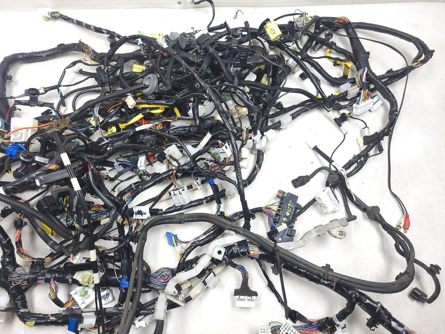 2009 Mitsubishi Outlander Interior Floor Wire Harness OEM