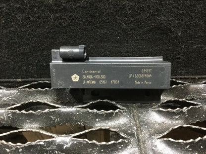 2015 2016 2017 Jeep Renegade Keyless Entry Receiver Antenna Module OEM D10 7k