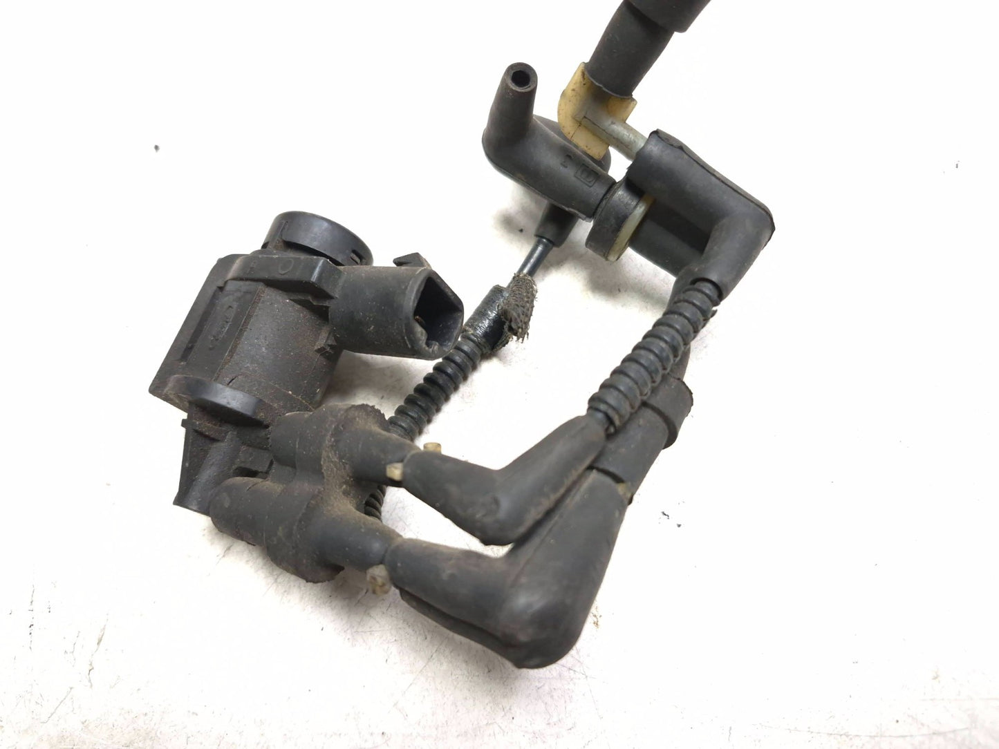 2008 Lincoln Navigator Vapor Canister Evap Purge Valve  OEM