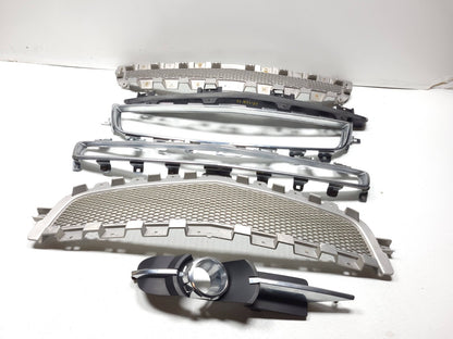 2010 Chevrolet Malibu Front Grille Chrome Trim OEM