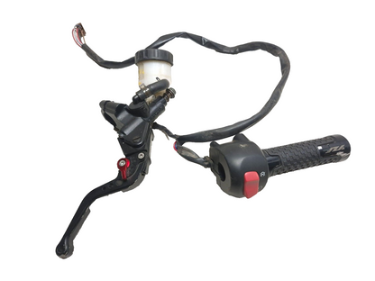 2002 Yamaha Yzf-r6 Front Brake Master Cylinder & Switch Grip Assy OEM