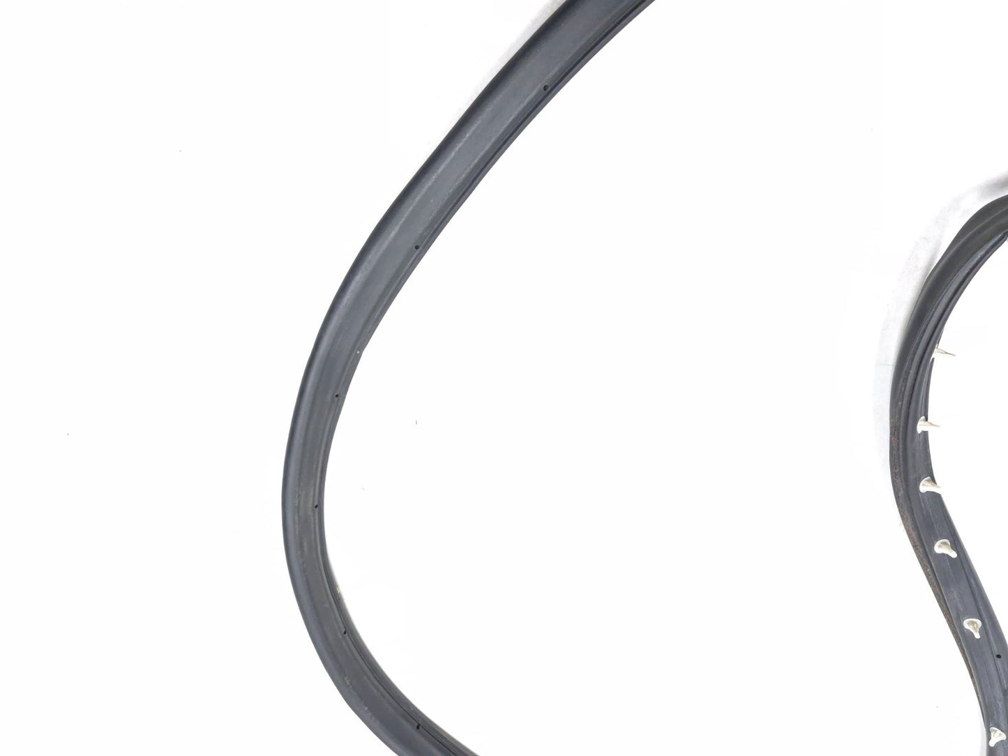 2013 Hyundai Genesis Coupe Door Weatherstrip Front Driver Side Left OEM