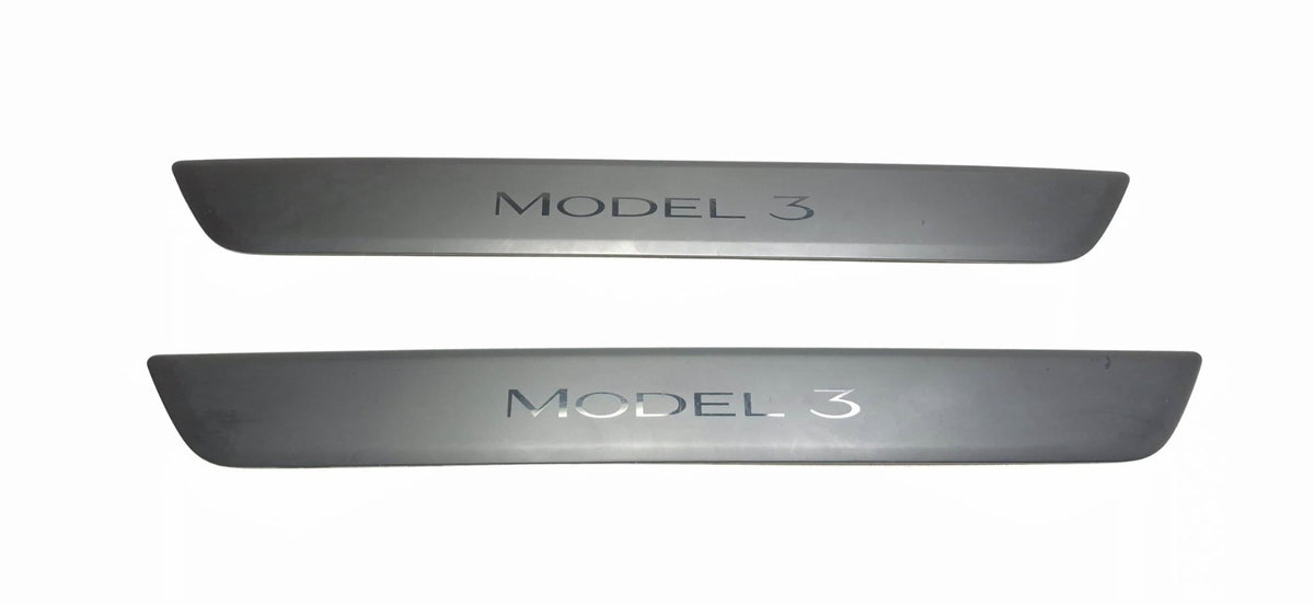 2021 Tesla Model 3 Front Door Sill Scuff Cover Left & Right 1504763-00-c OEM
