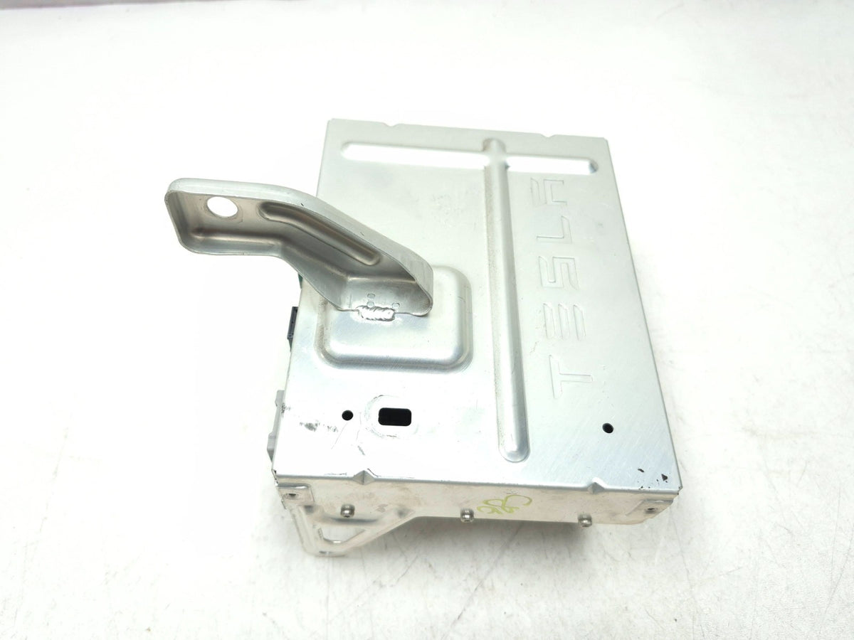 2020 Tesla Model 3 Audio Stereo Amplifier External OEM