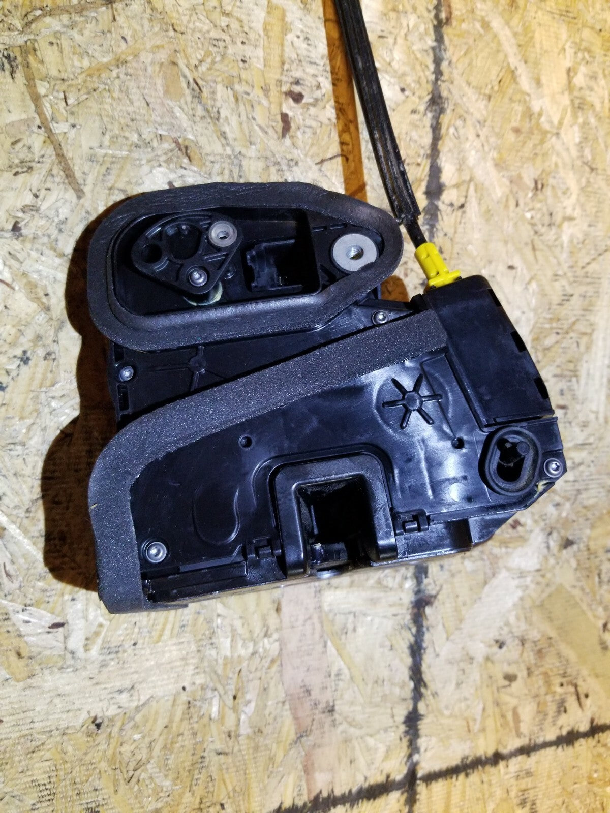2017 Cadillac Xt5 Door Lock Actuator Rear Driver Side Left OEM