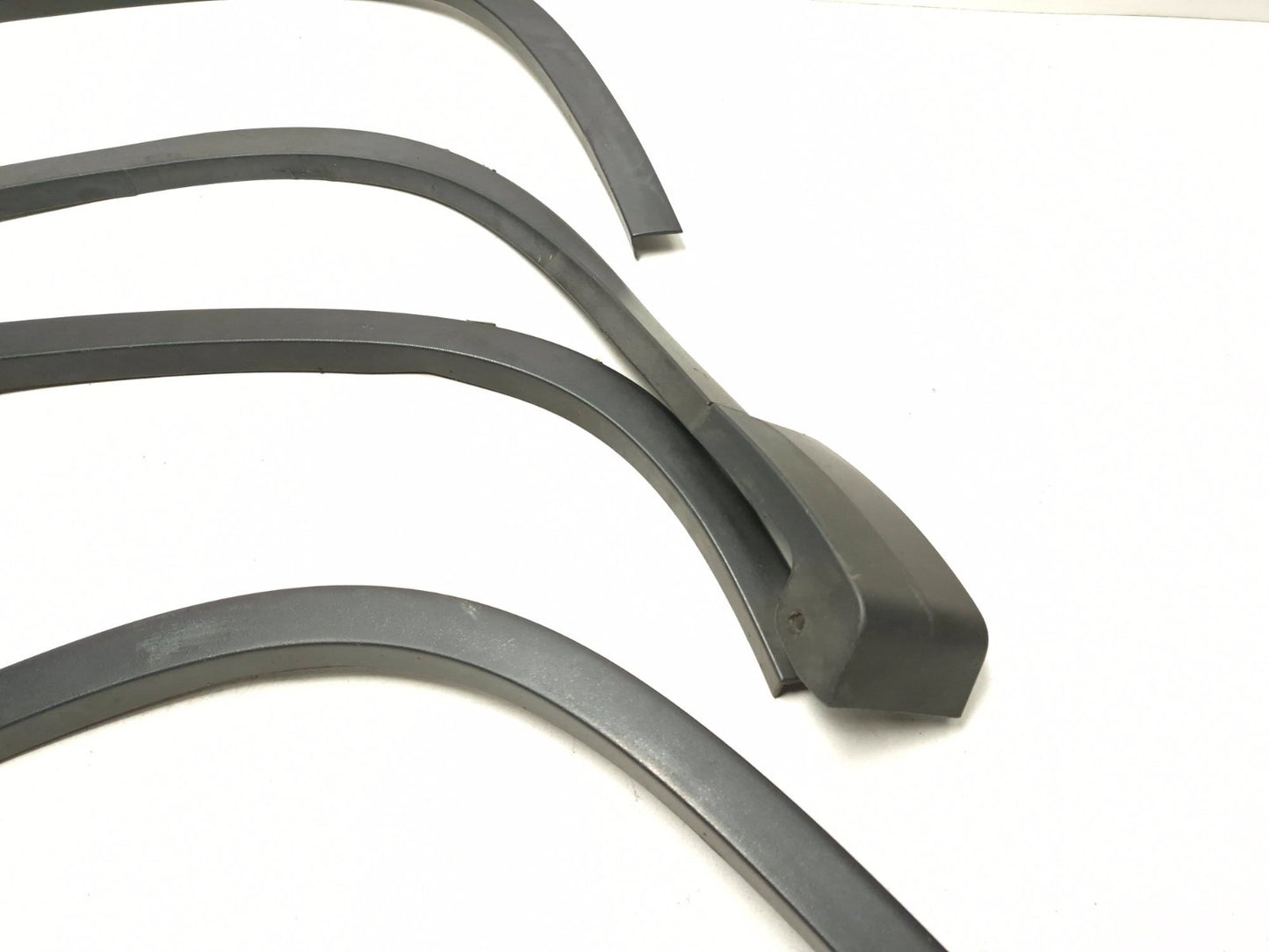 2011 Volkswagen Tiguan Wheel Arch Flare Molding Rear & Front 4 Pcs OEM