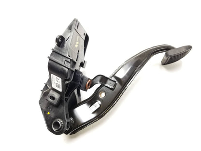 2021 Tesla Model 3 Brake Pedal 1044691-00-d OEM