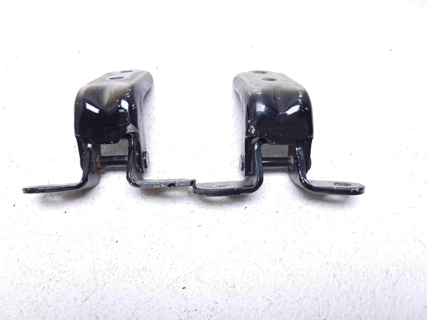 2014 Hyundai Elantra Gt Door Hinge Front & Rear Right Passenger Side Set OEM