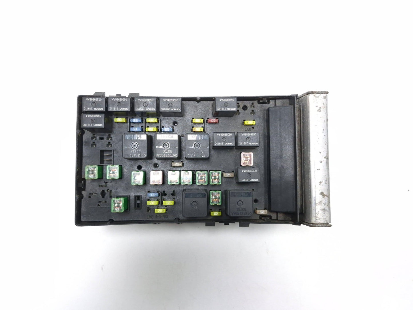 2005 Dodge Grand Caravan Fuse Box 05144505ab OEM