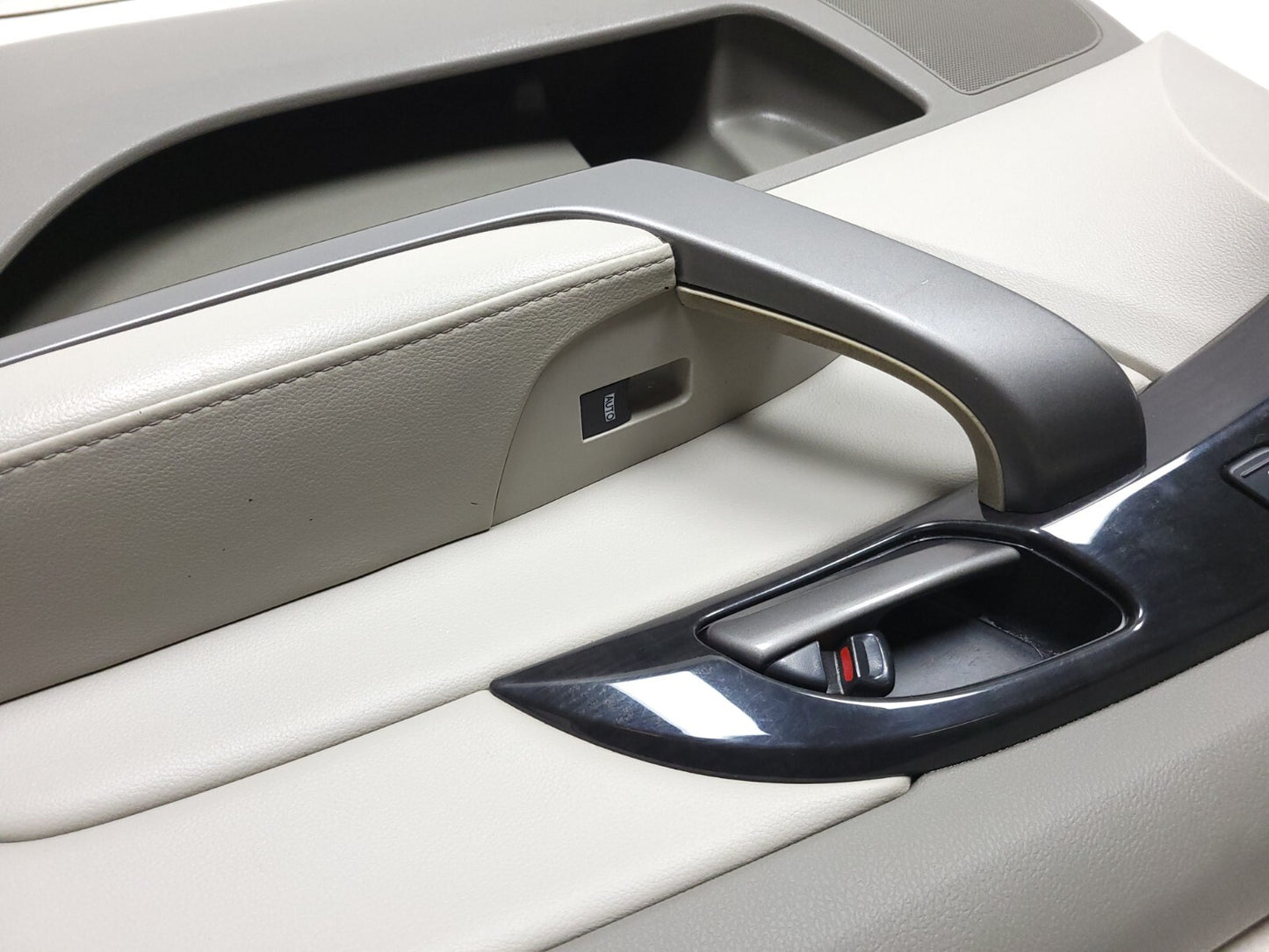 2007 - 2009 Acura Mdx Door Panel Trim Front Passenger Side Right OEM