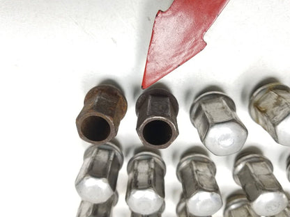 13 14 15 16 GMC Acadia Wheel Lug Nut 24pcs OEM