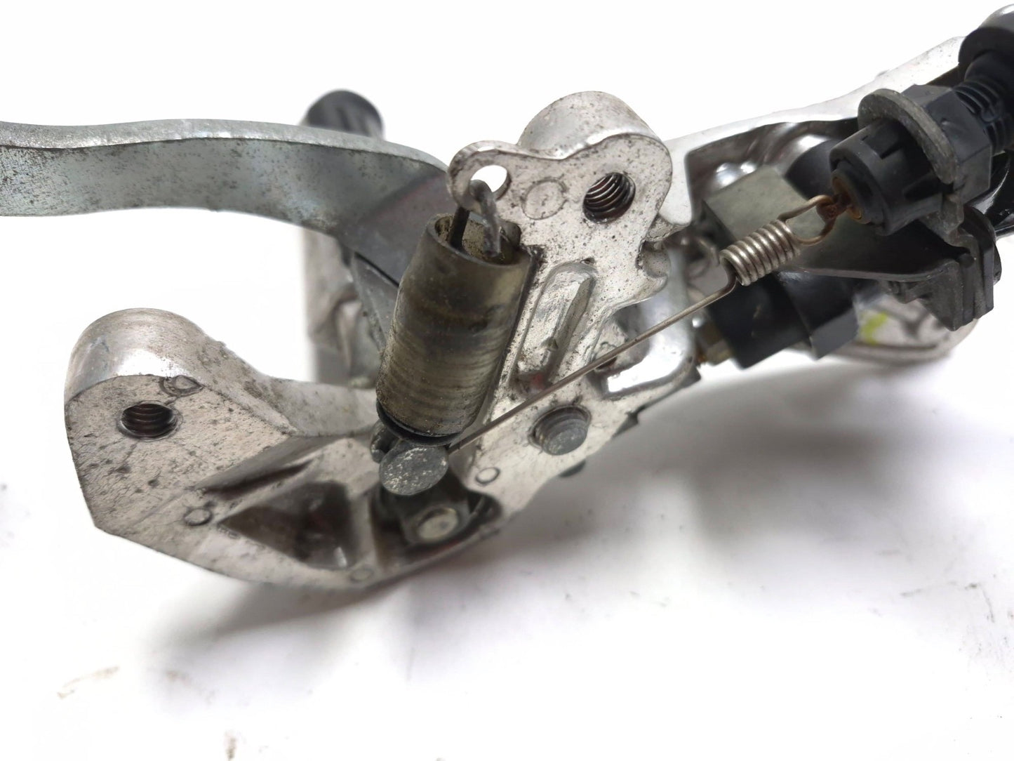 1998 Yamaha Yzf600r Rear Brake Master Cylinder W/brake Pedal & Footrest Assy OEM