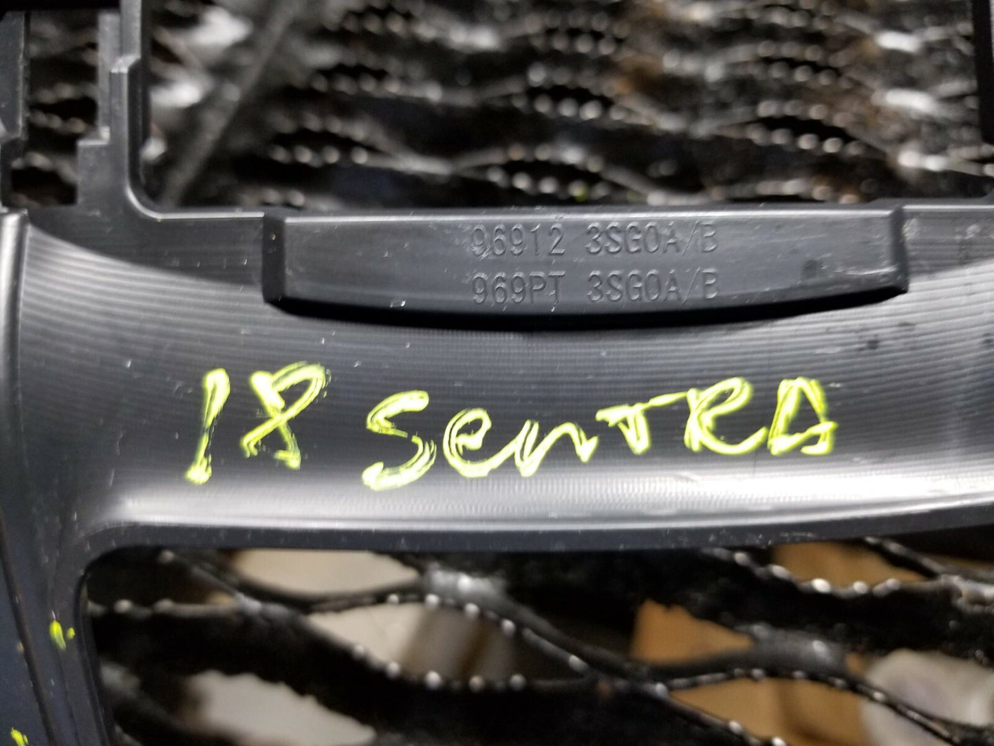 14 15 16 17 18 Nissan Sentra Center Console Shifter Trim Bezel OEM 8k