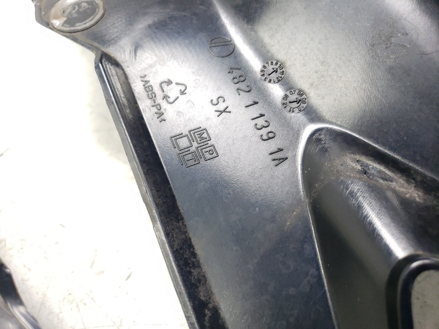 2008 - 2010 Ducati 848 Tank Frame Fairing Cover Plastic Left & Right OEM