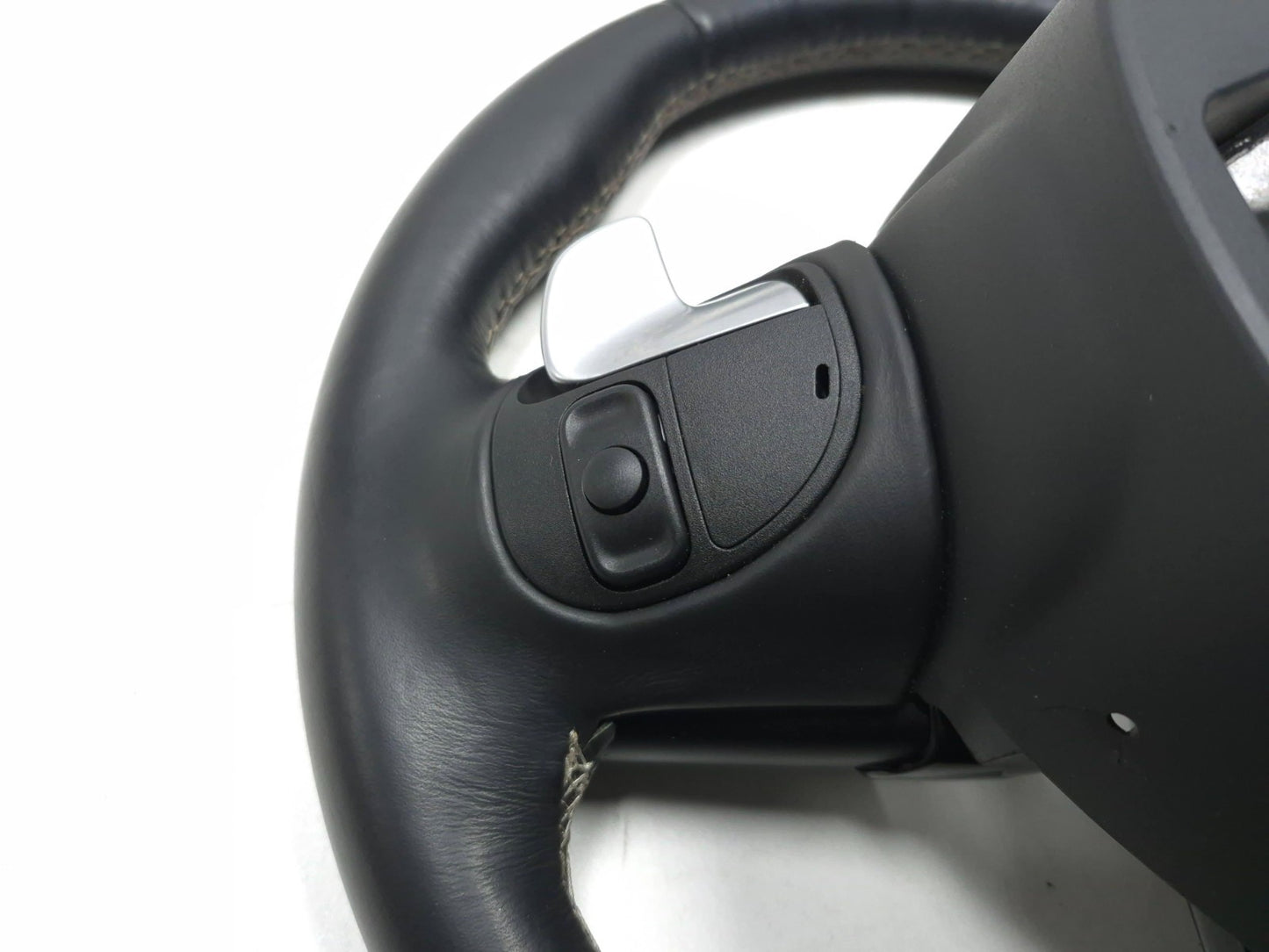 2015 Chrysler 300s Steering Wheel 58e131x9ab OEM