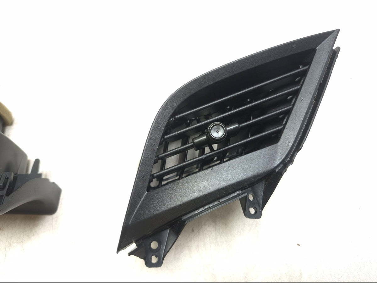 2012 Honda Cr-z Dashboard Air Vent Grille Left & Right Set OEM
