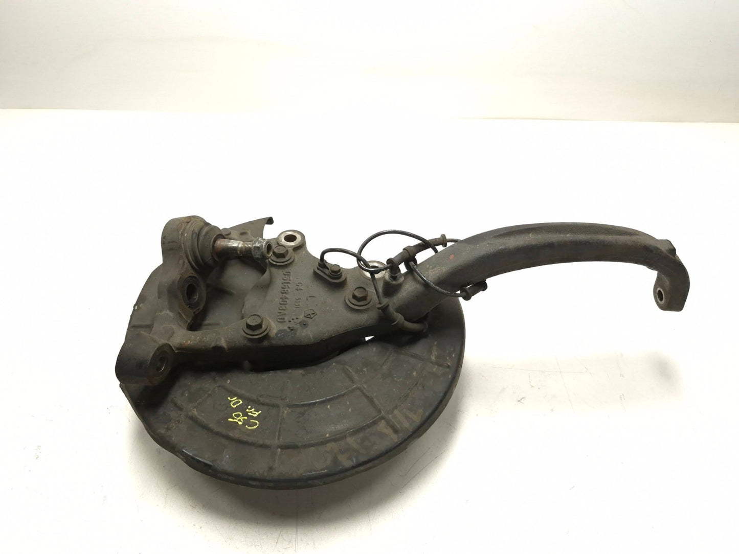 2020 Dodge Challenger 5.7l Front Spindle Knuckle W/ Wheel Hub Driver Side OEM