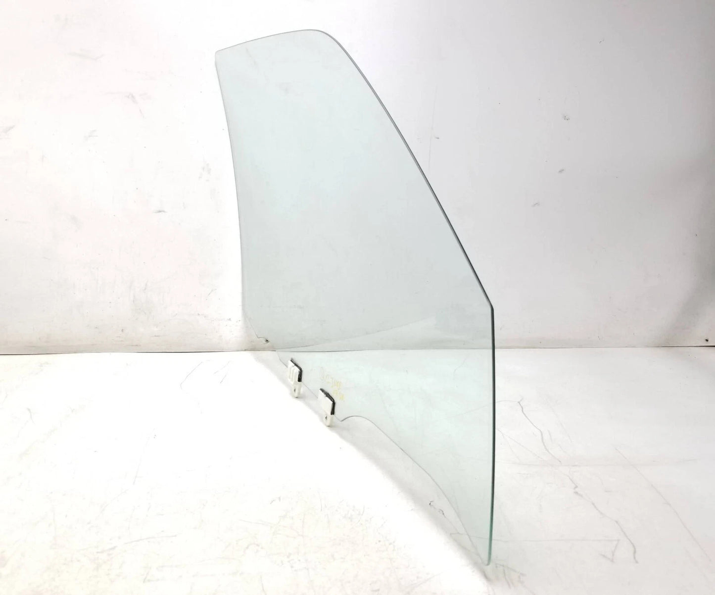 2012 Nissan Juke Front Door Window Glass Driver Side Left OEM