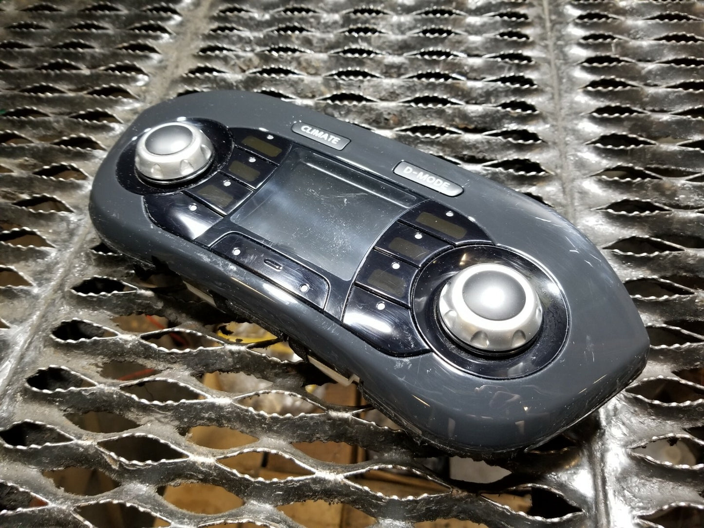 2012 Nissan Juke Dashboard A/c Climate Control Switch Panel OEM