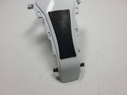 2015 - 2018 Yamaha Yzf-r3 Yzfr3 Center Middle Gas Fuel Tank Cover Cowling OEM