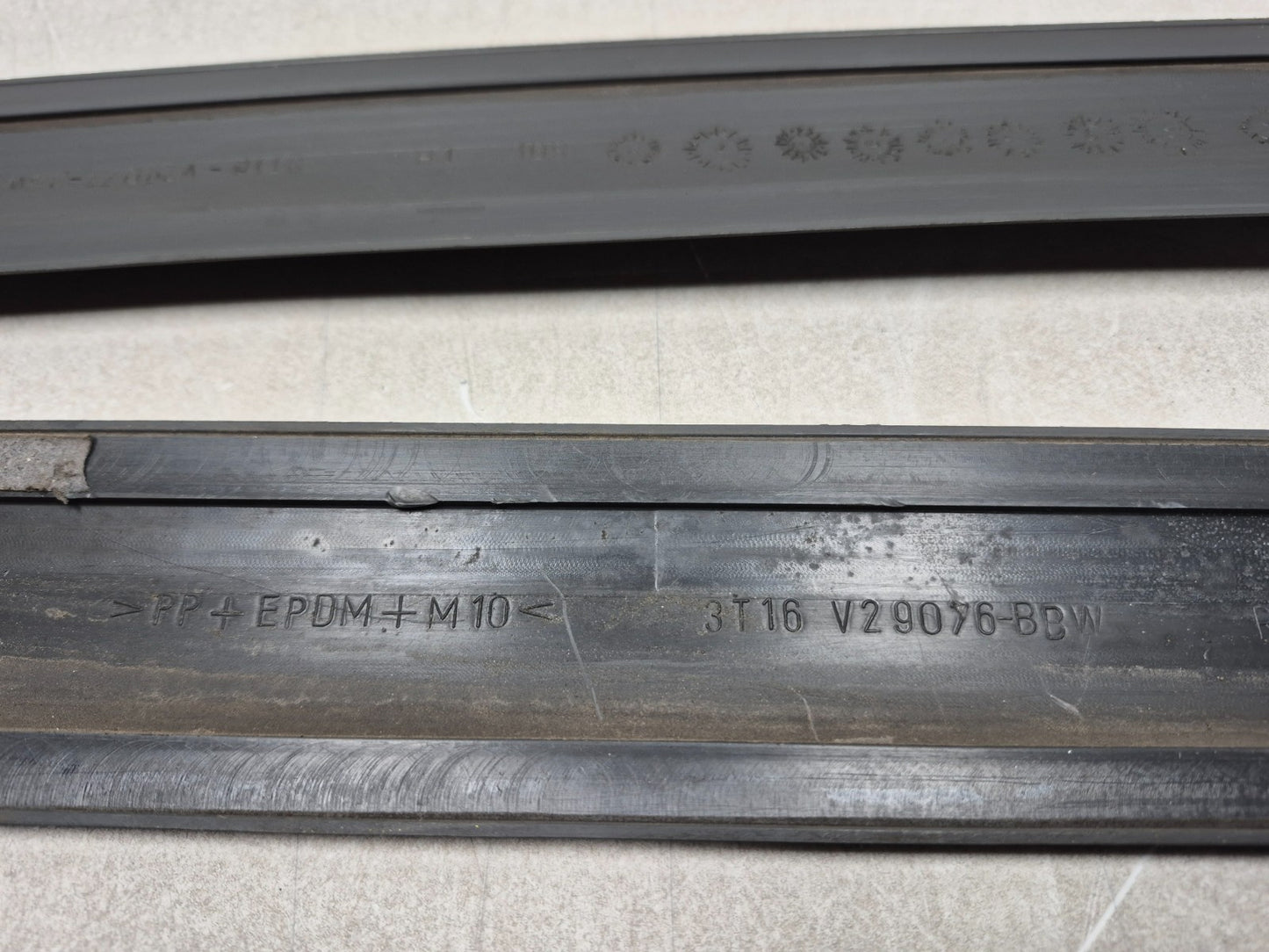 2013 Ford Transit Connect Rear Sliding Door Lower Molding Left & Right OEM